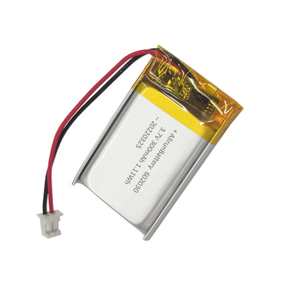 Batteria ai polimeri di litio rettangolare leggera 602030 Batteria LiPo 3,7 V 300 mAh